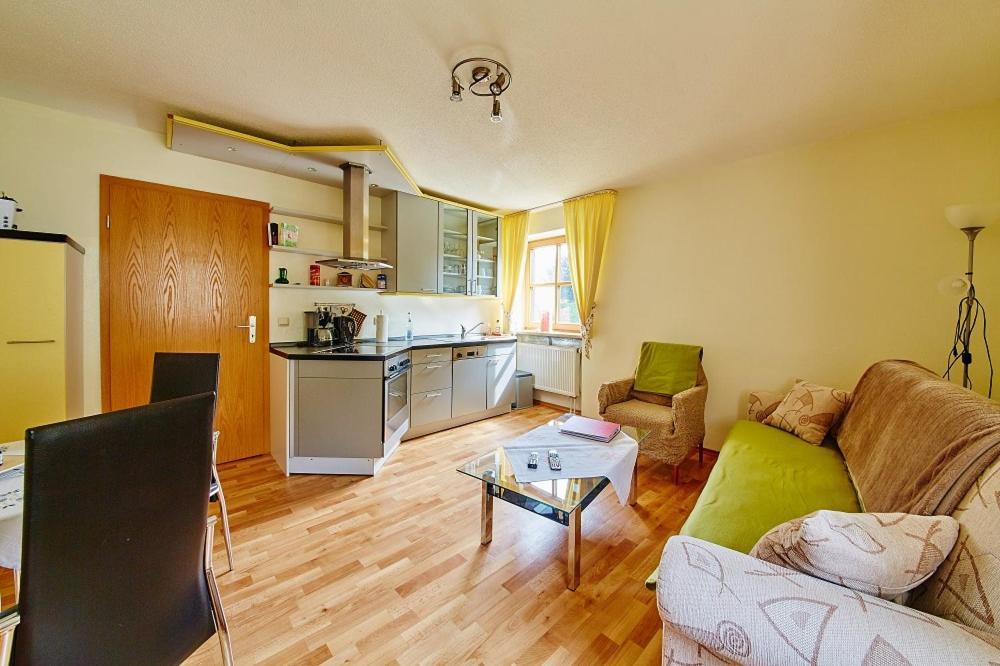 Sonne In Gasteig Appartement Unterneukirchen Buitenkant foto